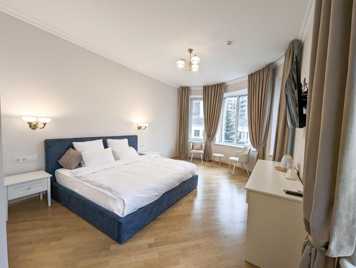 Kyiv Honchara Hotel エクステリア 写真