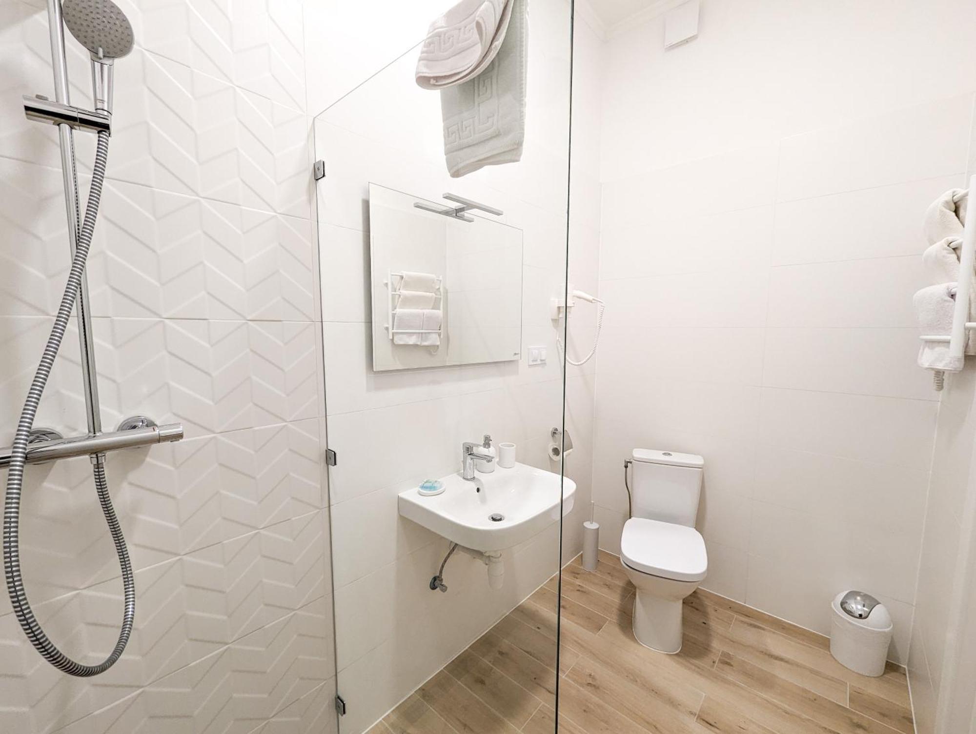Kyiv Honchara Hotel エクステリア 写真