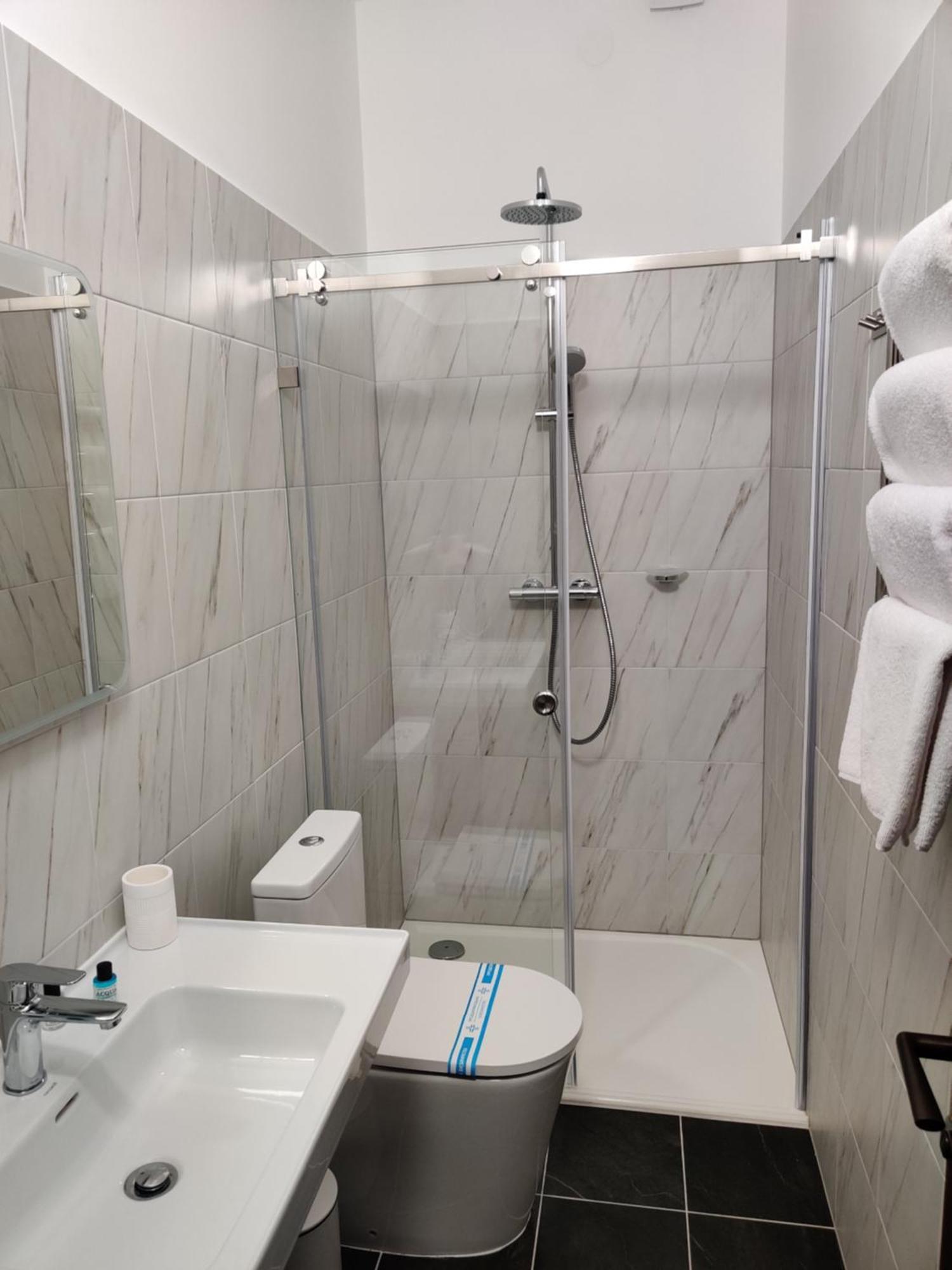 Kyiv Honchara Hotel エクステリア 写真
